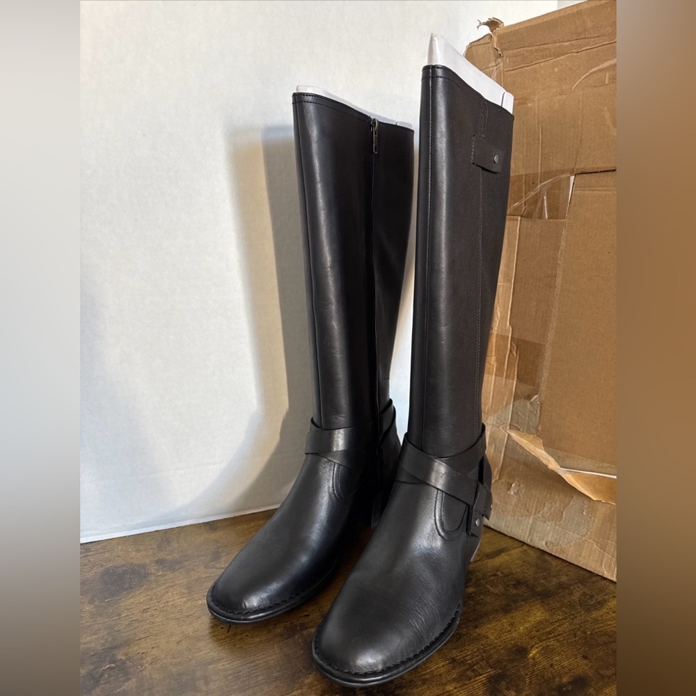 UGG Women’s Bandara Black Leather  Stacked Heel Tall Riding Boots Size 9.5 NEW